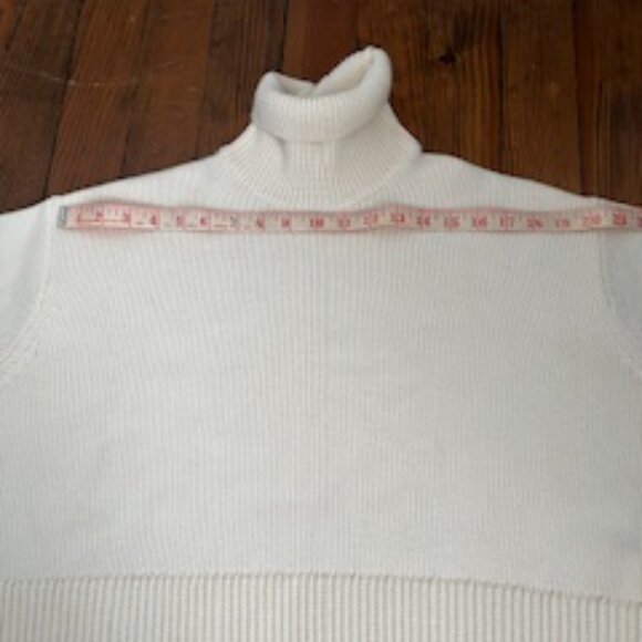 Toteme Signature Wool and Cotton Turtleneck, Cream, XS - Picture 9 of 12